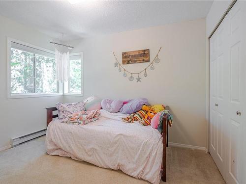 2114 Trident Pl, North Saanich, BC - Indoor Photo Showing Bedroom
