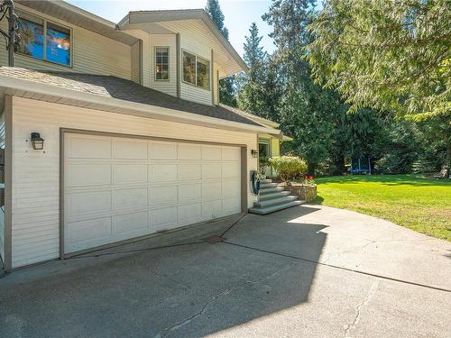 2114 Trident Pl, North Saanich, BC - Outdoor With Exterior