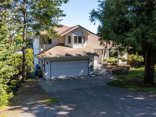 2114 Trident Pl, North Saanich, BC - Outdoor With Facade