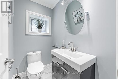 399 Symington Avenue, Toronto, ON - Indoor Photo Showing Bathroom