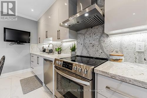 399 Symington Avenue, Toronto, ON - Indoor Photo Showing Kitchen With Upgraded Kitchen
