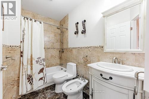 399 Symington Ave, Toronto, ON - Indoor Photo Showing Bathroom