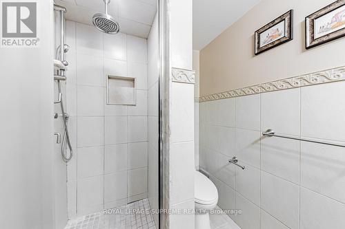 399 Symington Avenue, Toronto, ON - Indoor Photo Showing Bathroom