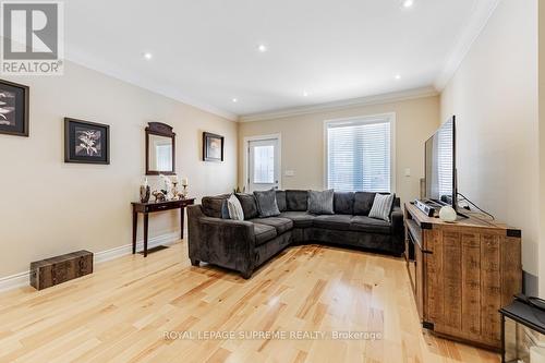 399 Symington Ave, Toronto, ON - Indoor Photo Showing Living Room