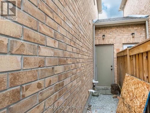 25 Chesterwood Cres, Brampton, ON - Outdoor With Exterior