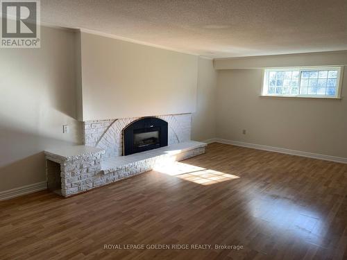 411 Brookmill Rd, Oakville, ON - Indoor With Fireplace