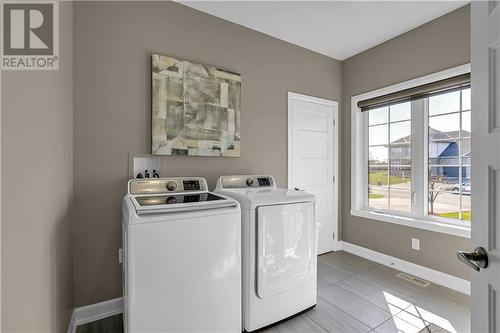 18137 St Laurent Boulevard, Cornwall, ON - Indoor Photo Showing Laundry Room
