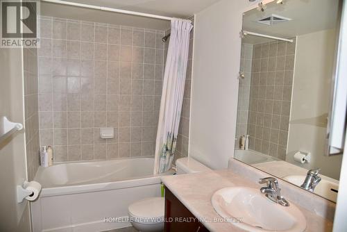 #612 -35 Hollywood Ave, Toronto, ON - Indoor Photo Showing Bathroom