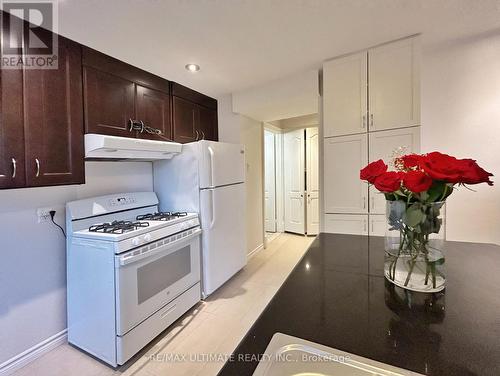 20 Hazelglen Avenue, Toronto, ON - Indoor Photo Showing Kitchen
