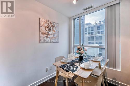 #520 -1030 King St W, Toronto, ON - Indoor Photo Showing Dining Room