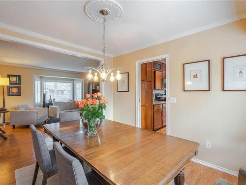 589 Kay St, Saanich, BC - Indoor Photo Showing Dining Room