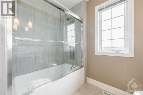 Full Bathroom - 1367 Ste Marie Street, Embrun, ON - Indoor Photo Showing Bathroom