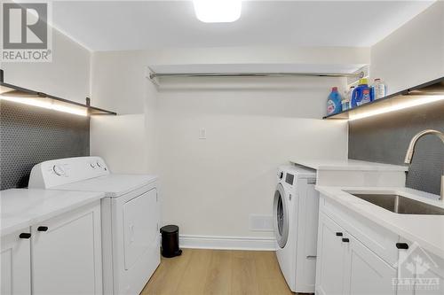 74 Villa Crescent, Ottawa, ON - Indoor Photo Showing Laundry Room