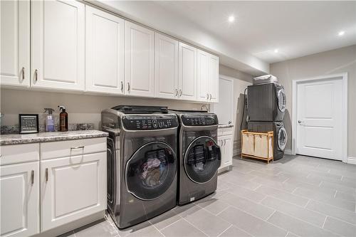374 Woodworth Drive W, Hamilton, ON - Indoor Photo Showing Laundry Room