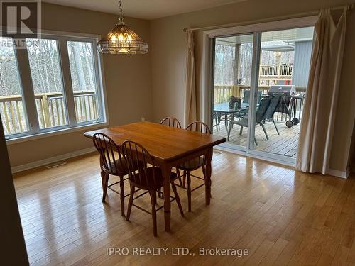 188 Maple Heights Dr, Gravenhurst, ON - Indoor Photo Showing Dining Room