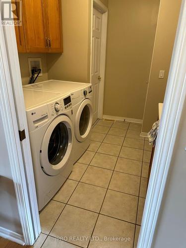 188 Maple Heights Dr, Gravenhurst, ON - Indoor Photo Showing Laundry Room