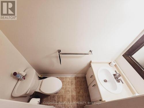 32 - 100 Bluevale Street N, Waterloo, ON - Indoor Photo Showing Bathroom