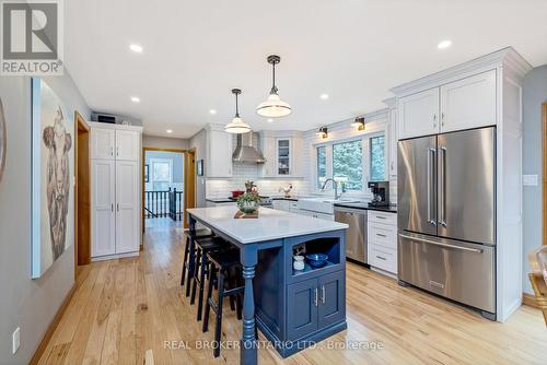 6143 Fourth Line, Erin, ON - Indoor Photo Showing Kitchen With Stainless Steel Kitchen With Upgraded Kitchen