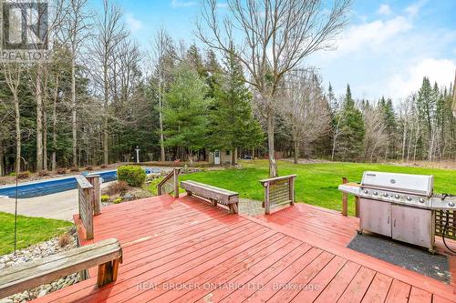 6143 Fourth Line, Erin, ON - Outdoor With Deck Patio Veranda With Backyard