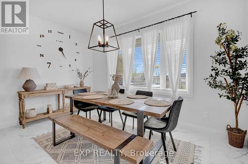 11715 Plank Rd, Bayham, ON - Indoor Photo Showing Dining Room