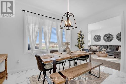 11715 Plank Rd, Bayham, ON - Indoor Photo Showing Dining Room