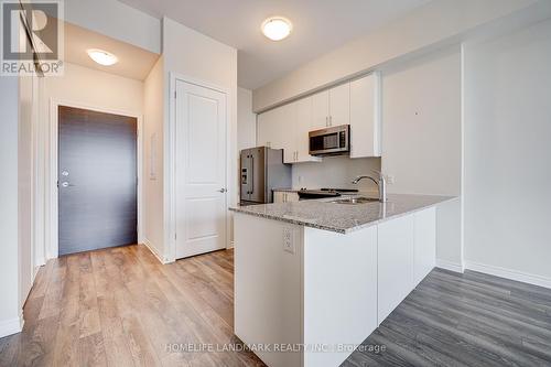 511 - 150 Oak Park Boulevard, Oakville, ON - Indoor Photo Showing Kitchen With Upgraded Kitchen