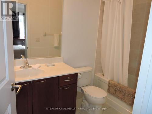 24 - 5035 Oscar Peterson Boulevard, Mississauga, ON - Indoor Photo Showing Bathroom