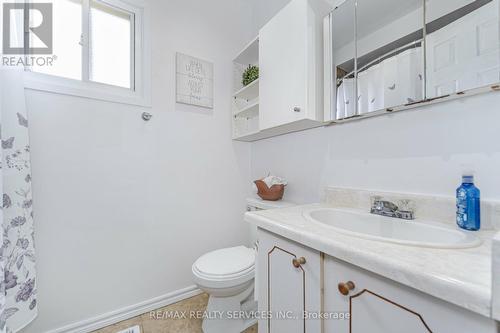 45 - 45 Ellis Drive, Brampton, ON - Indoor Photo Showing Bathroom