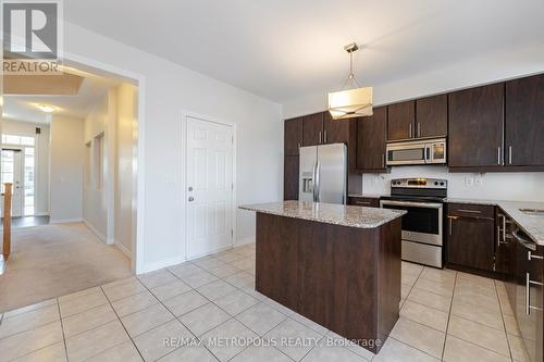 103 Kendall Drive, Milton, ON - Indoor Photo Showing Kitchen With Double Sink