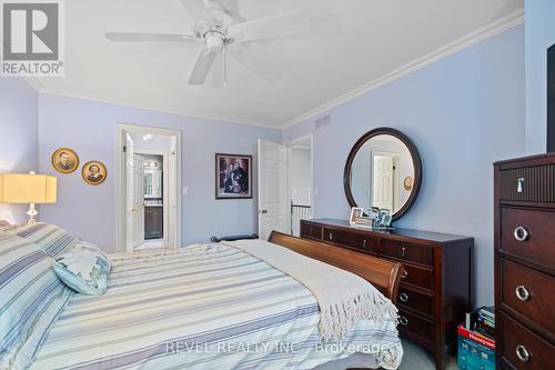 #32 -67 Linwell Rd, St. Catharines, ON - Indoor Photo Showing Bedroom