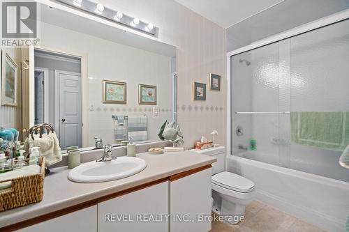 #32 -67 Linwell Rd, St. Catharines, ON - Indoor Photo Showing Bathroom