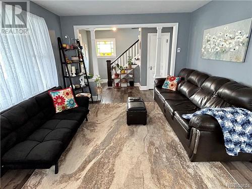 379 Water Street, Miramichi, NB - Indoor Photo Showing Living Room
