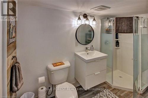 335D George St, Central Elgin, ON - Indoor Photo Showing Bathroom