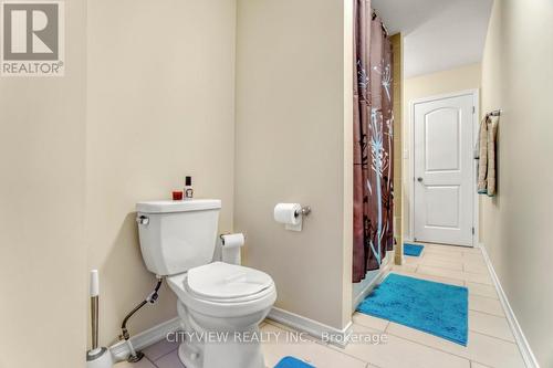 8046 Buckeye Cres N, Niagara Falls, ON - Indoor Photo Showing Bathroom