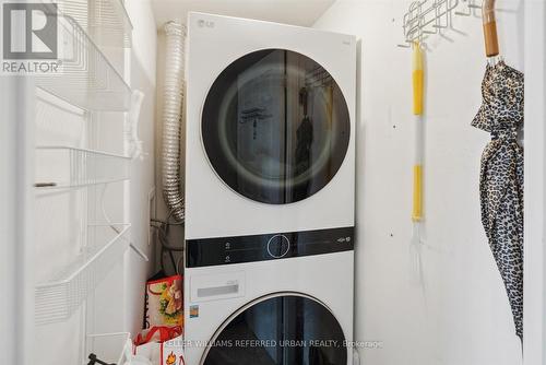 1211 - 68 Grangeway Avenue, Toronto, ON - Indoor Photo Showing Laundry Room
