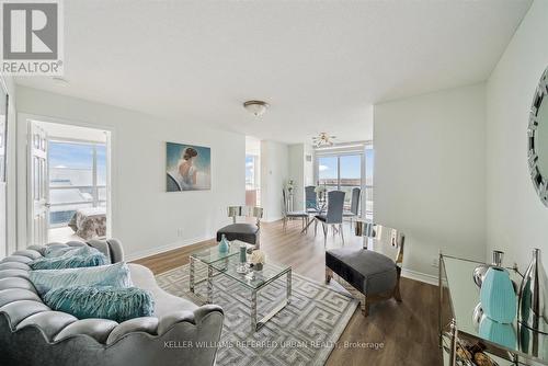 1211 - 68 Grangeway Avenue, Toronto, ON - Indoor Photo Showing Living Room