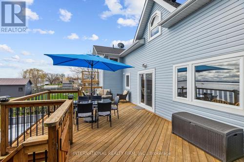 339 Carnegie Beach Rd, Scugog, ON - Outdoor With Deck Patio Veranda With Exterior