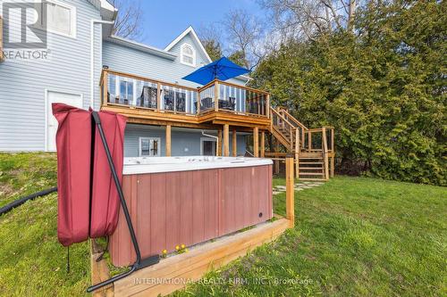 339 Carnegie Beach Rd, Scugog, ON - Outdoor With Deck Patio Veranda