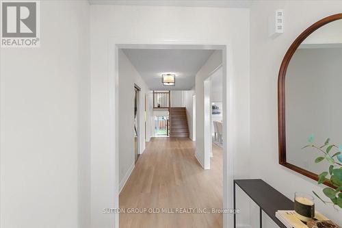 37 Brandy Crescent, Vaughan, ON - Indoor Photo Showing Kitchen