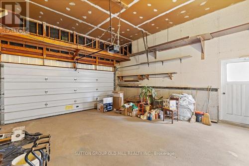 37 Brandy Crescent, Vaughan, ON - Indoor Photo Showing Garage