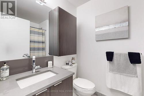 #736 -38 Iannuzzi St, Toronto, ON - Indoor Photo Showing Bathroom
