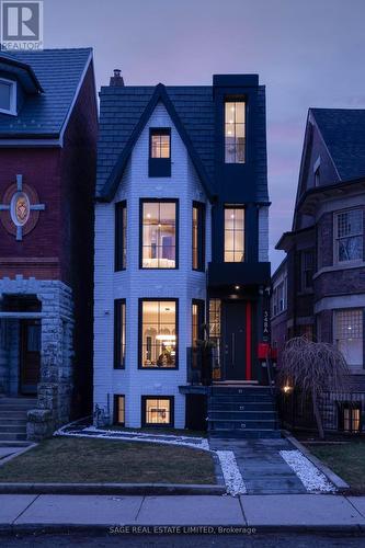 348A Crawford St, Toronto, ON - Outdoor With Facade