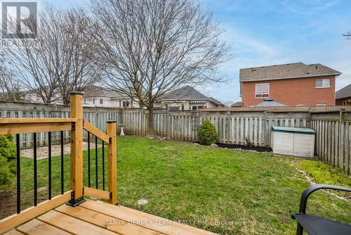 21 Melody Dr, Whitby, ON - Outdoor