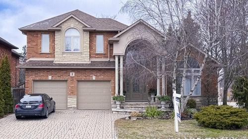 2 Donnici Drive, Hamilton, ON - Outdoor With Facade