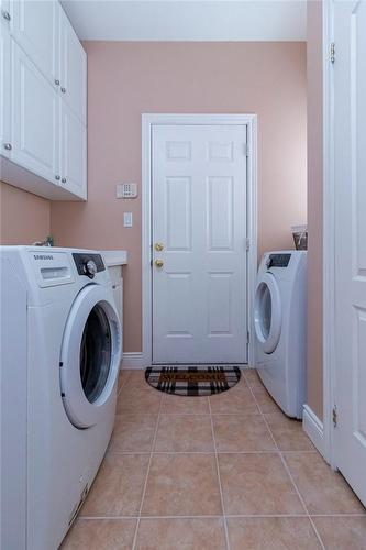 2 Donnici Drive, Hamilton, ON - Indoor Photo Showing Laundry Room