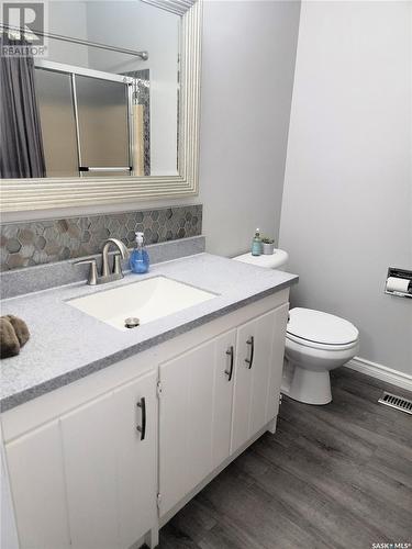 186 1128 Mckercher Drive, Saskatoon, SK - Indoor Photo Showing Bathroom