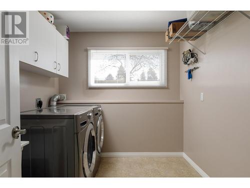 4447 Pinegrove Road, Kelowna, BC - Indoor Photo Showing Laundry Room