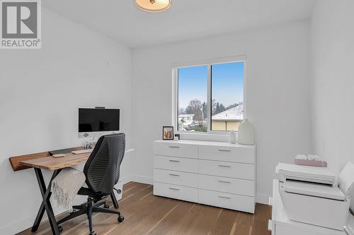 861 Rose Avenue Unit# 2, Kelowna, BC - Indoor Photo Showing Office