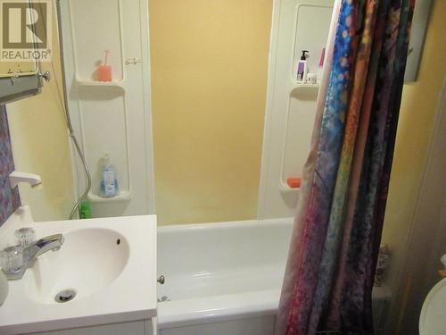 1288 20Th Avenue, Prince George, BC - Indoor Photo Showing Bathroom