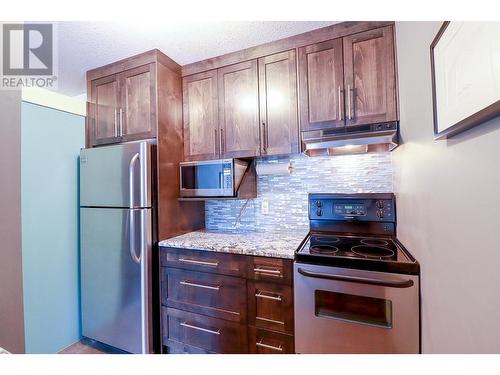 1191 Apex Mountain Road Unit# 304, Penticton, BC - Indoor Photo Showing Kitchen